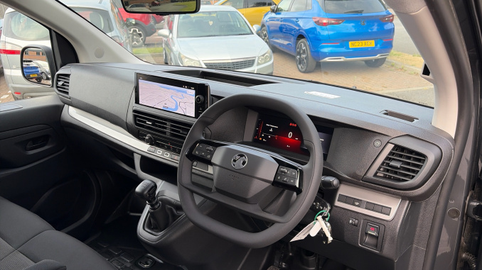 Vauxhall Vivaro L1 Diesel 1.5 Turbo D 120 Pro H1 Van - Image 16
